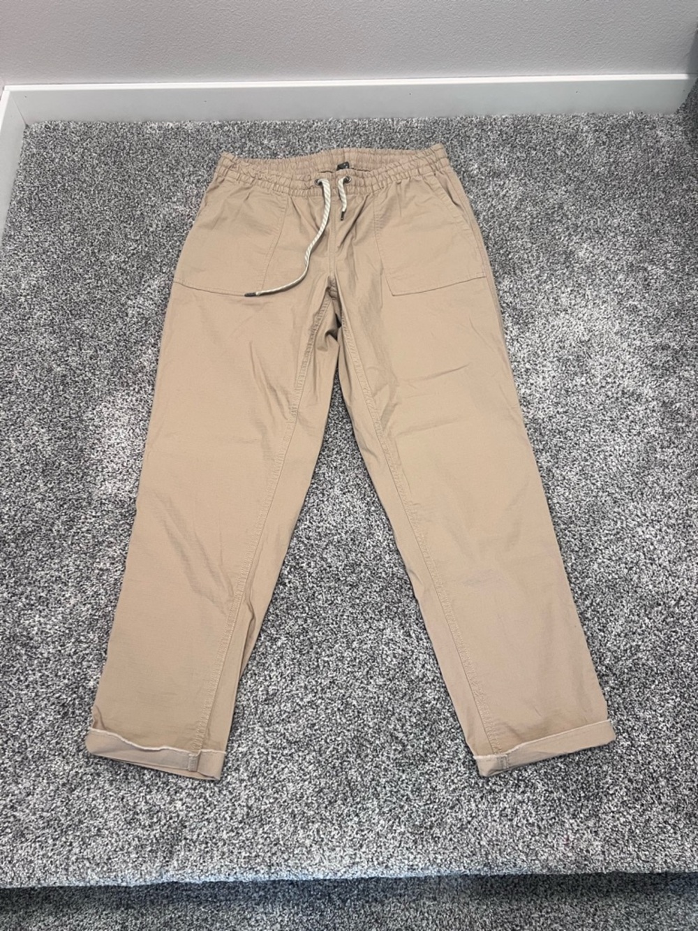 Vuori Women’s Ripstop Pants - Picture 2 of 6